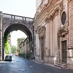 Via Giulia Beautiful Apartment Rome Historic Centre