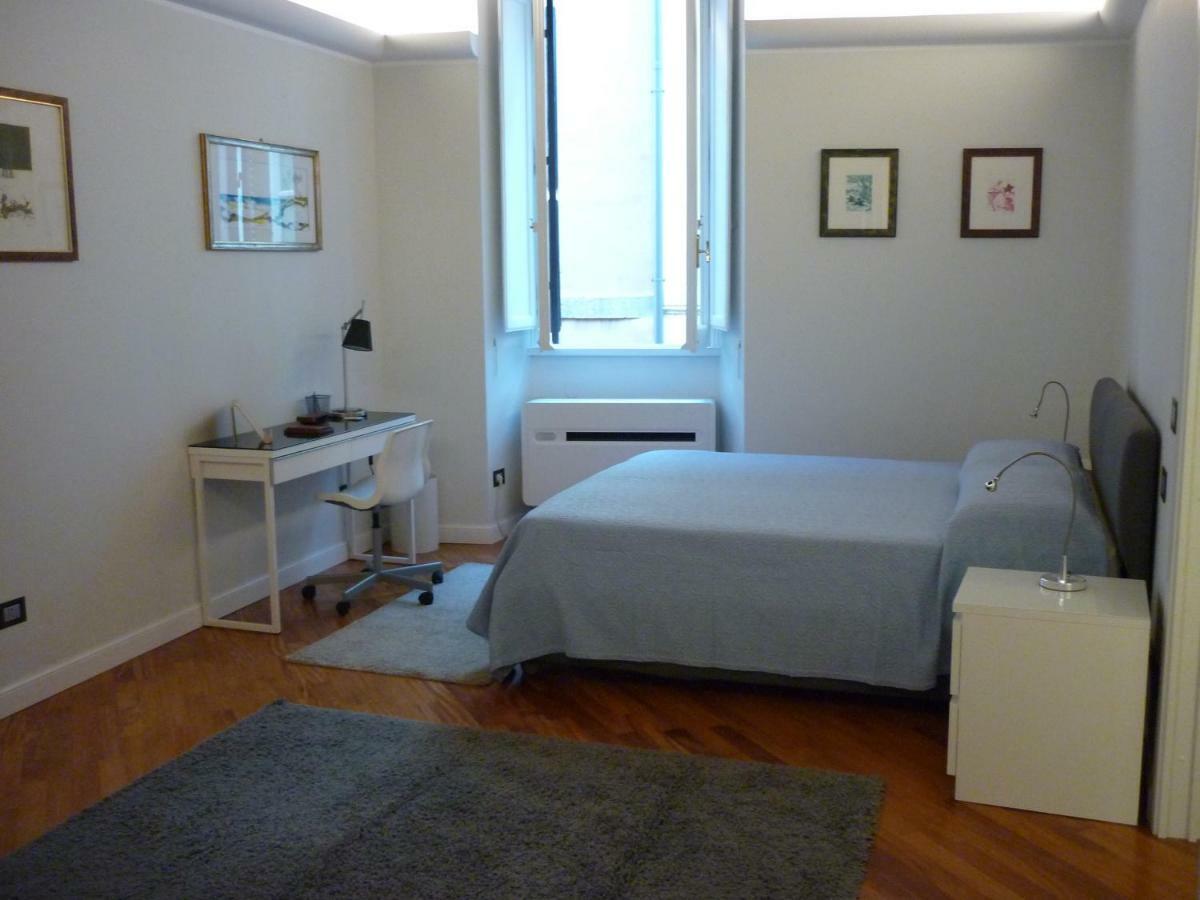 Via Giulia Beautiful Historic Centre Apartment *