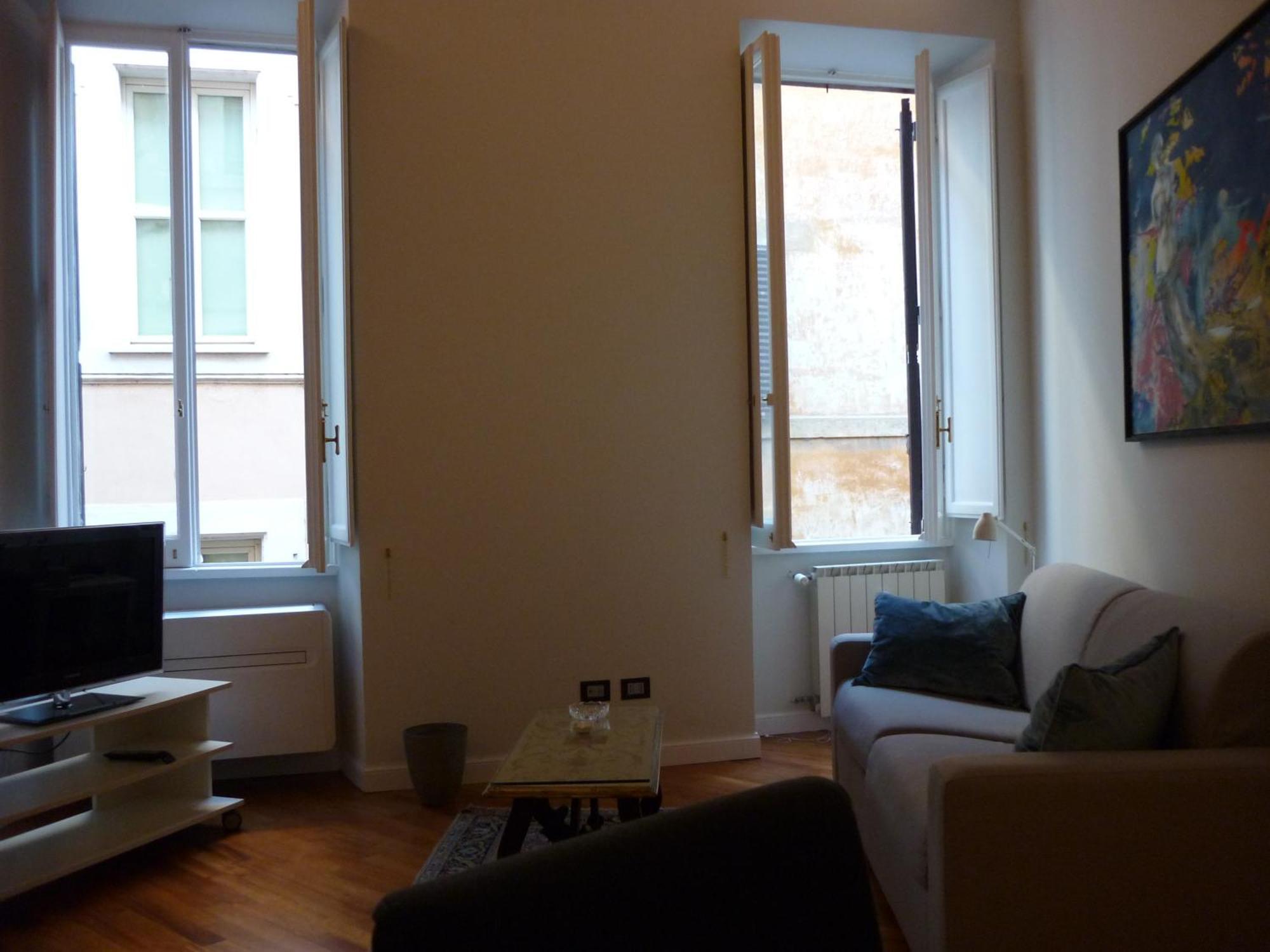 Via Giulia Beautiful Historic Centre Apartment *