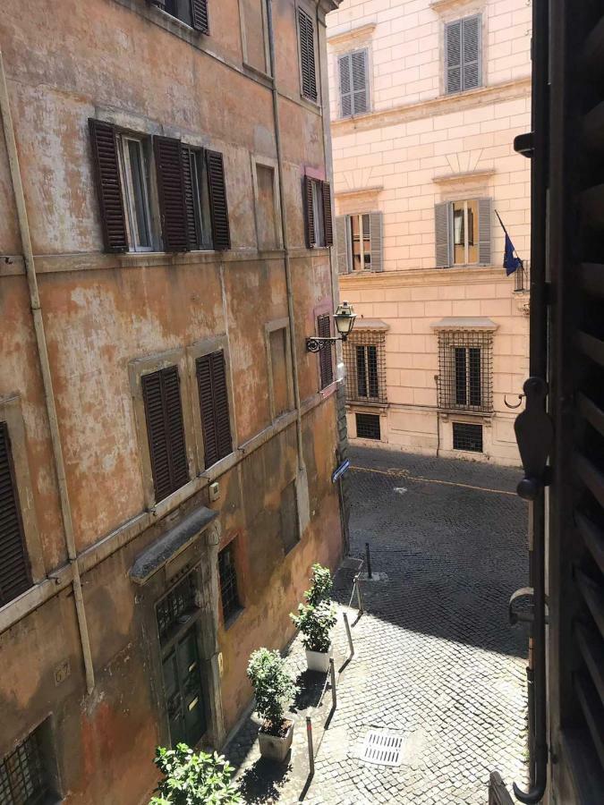 Via Giulia Beautiful Historic Centre *